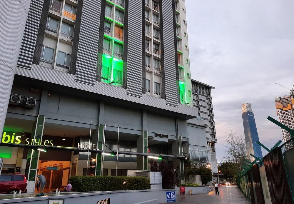 吉隆坡宜必思尚品弗拉斯尔商务园酒店 外观 照片